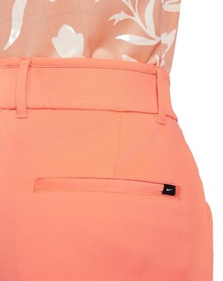 Nike Dri-FIT UV Ace pantalones cortos de mujer, bright mango