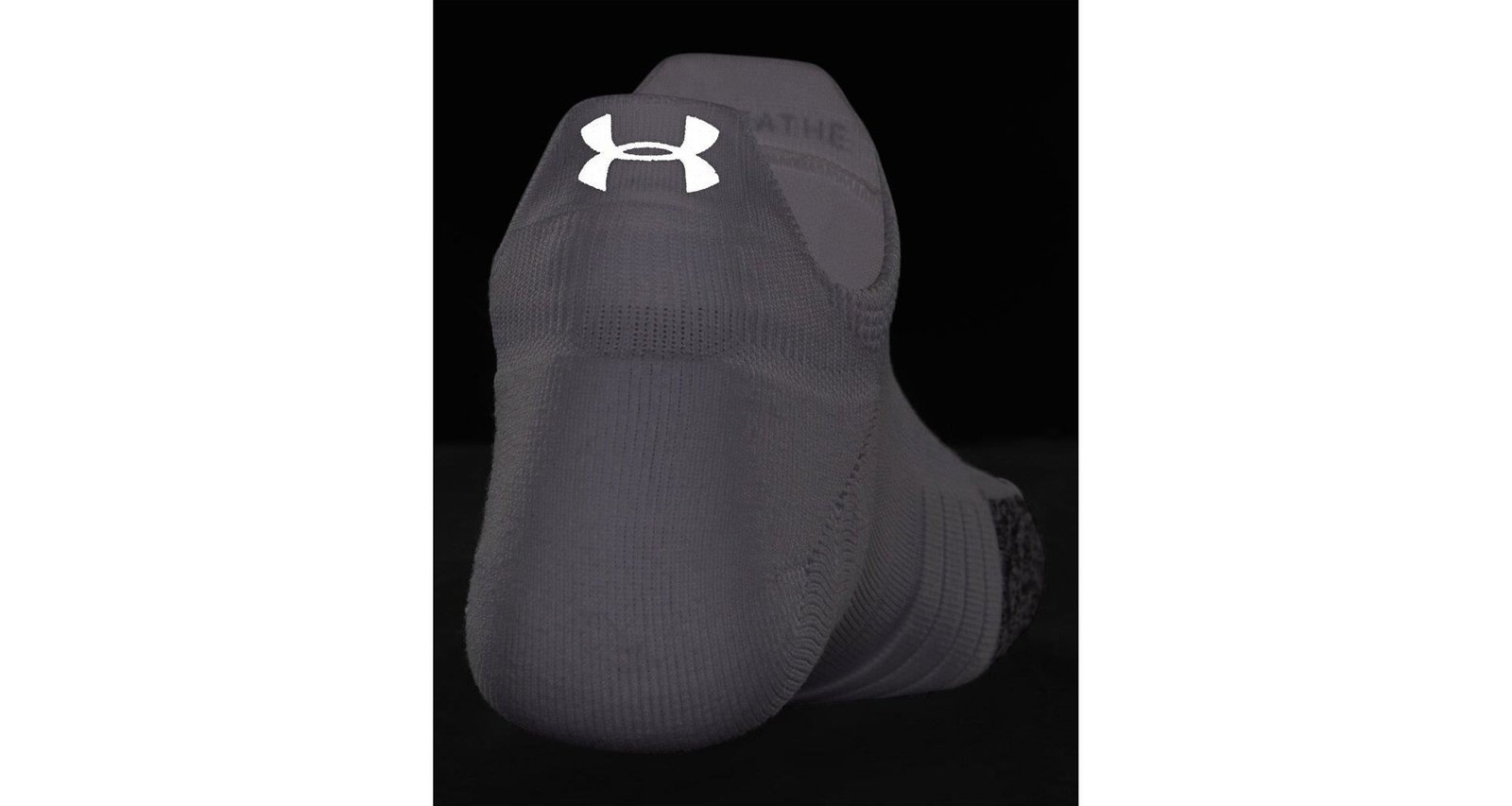 Under Armour Breathe 2 No Show Tab calcetines de mujer (2 pares), blanco
