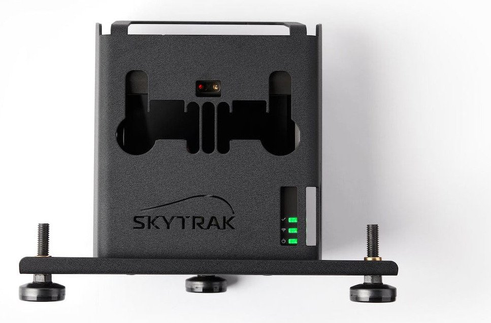 SkyTrak Launch Monitor (EU) + Protective Metal Case