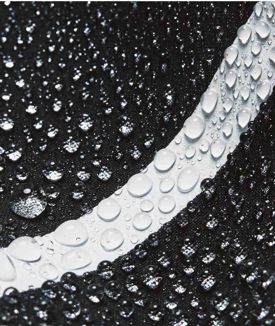 Under Armour Stormproof Cloudstrike chaqueta de hombre, negro/blanco