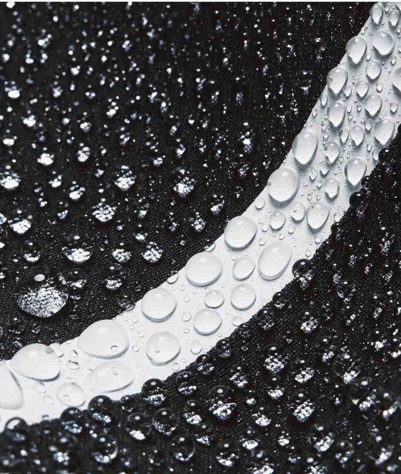 Under Armour Stormproof Cloudstrike chaqueta de hombre, negro/blanco