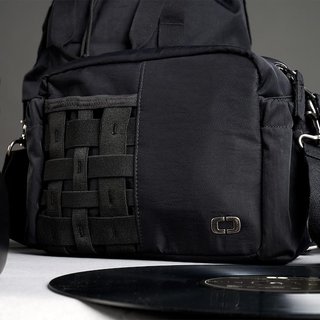 Ogio Rise Crossbody bag, negro