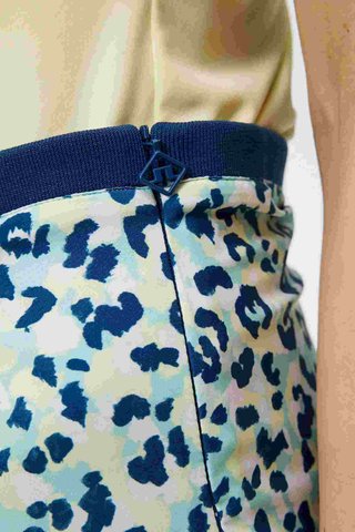 J.Lindeberg Themba falda de golf 2024 para mujer, leopard aruba blue