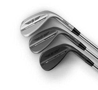 Titleist SM10 Jet Black wedge, acero