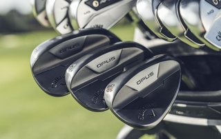 Callaway Opus Black Shadow wedge, acero