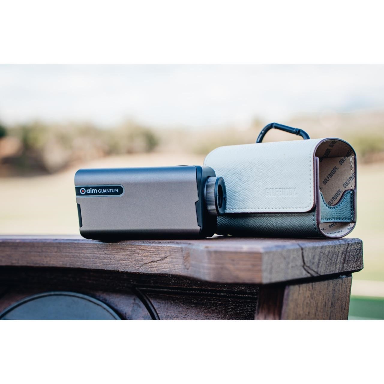 Golf Buddy aim QUANTUM telémetro láser