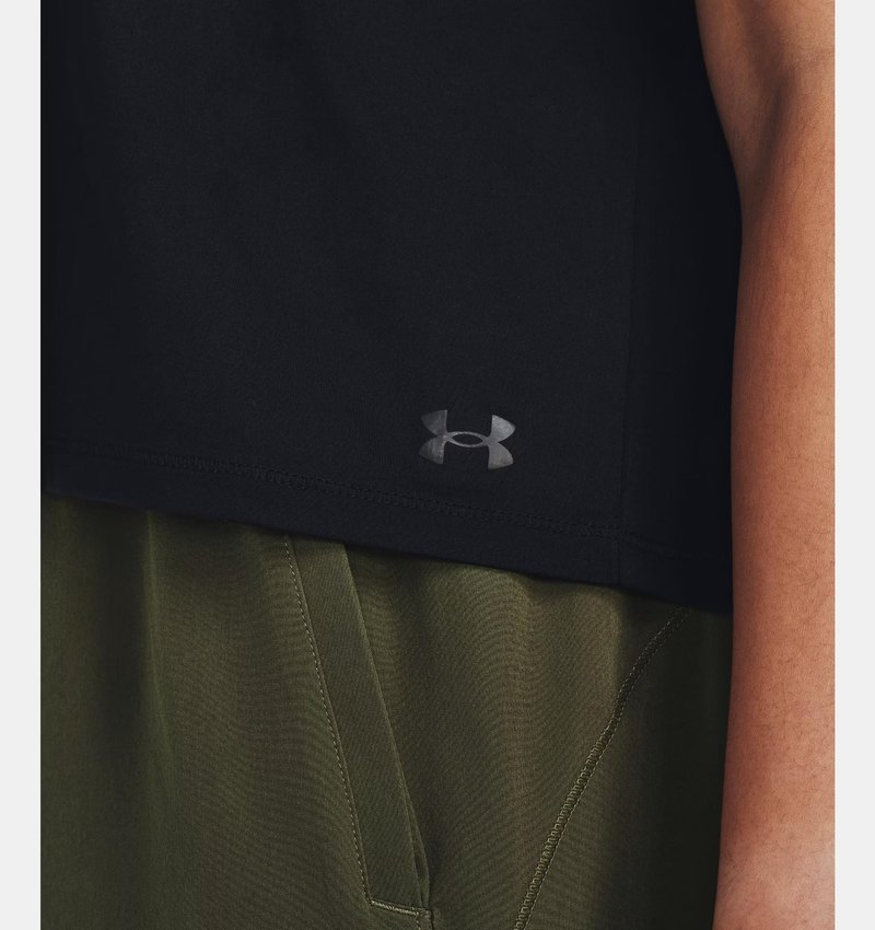 Under Armour Motion Short Sleeve camiseta de mujer, negra
