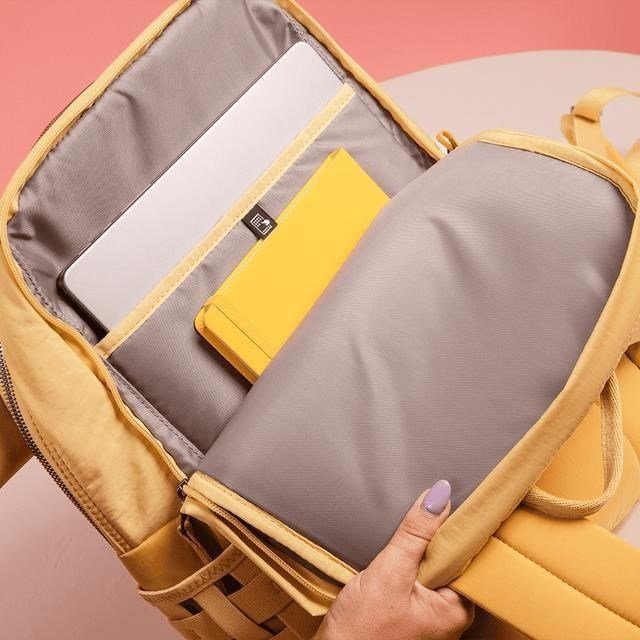 Ogio Rise Backpack 20L sunkissed bolsa