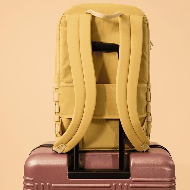 Ogio Rise Backpack 20L sunkissed bolsa