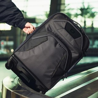 Ogio Renegade 26" 4-Wheel Travel Bag 52L bolsa de golf titanio