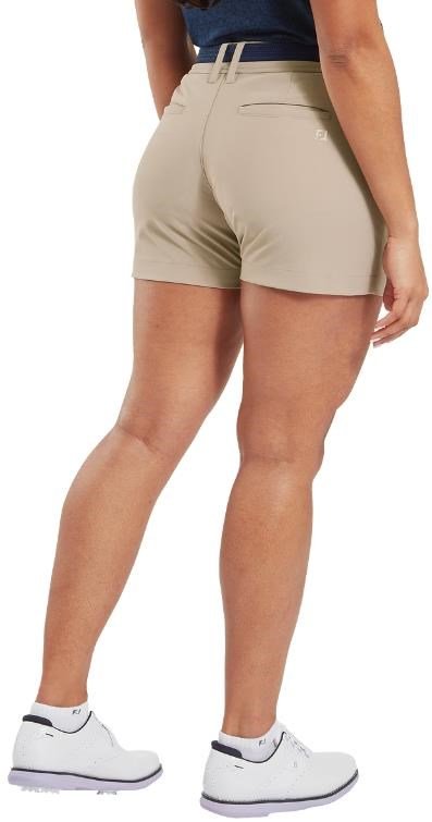 FootJoy ladies shorts, beige → category is "Kraťasy" (shorts/apparel), gender is women's (ladies), color is beige.