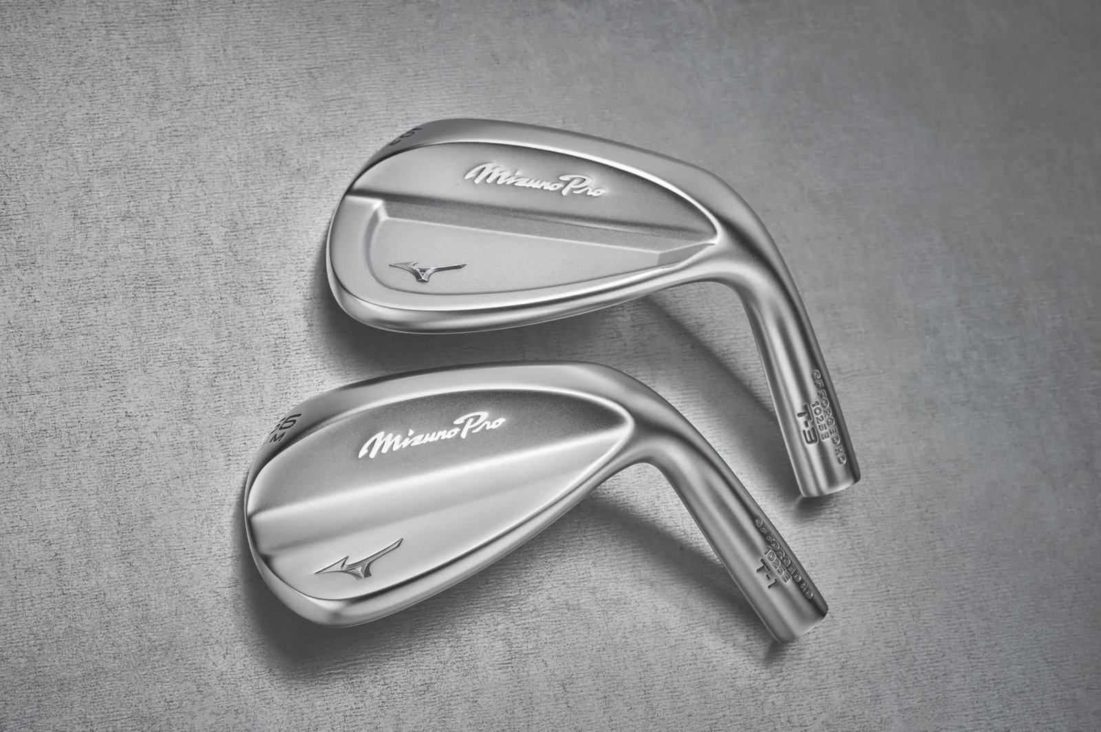 Mizuno Pro T-3 Soft White Satin wedge, acero