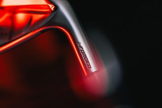 Srixon ZXi7 hierros de hombre, acero