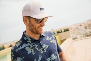 Travis Mathew Favorite Hello polo de hombre, total eclipse