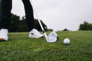 Srixon ZXi5 hierros de hombre, acero