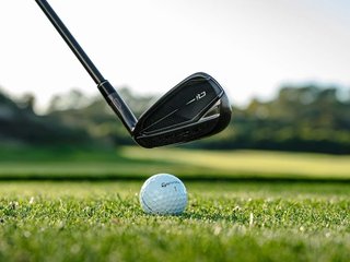 TaylorMade Qi Gunmetal Edition hierros de hombre, acero