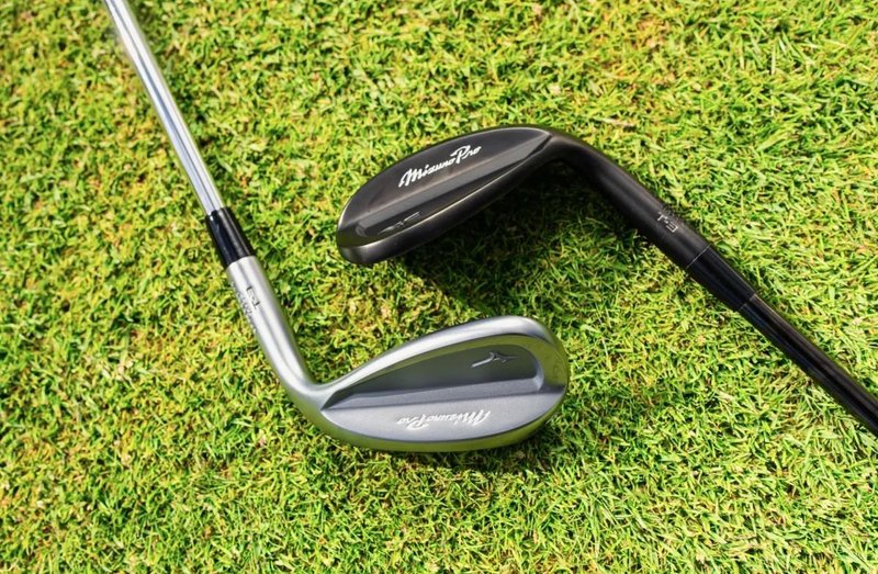 Mizuno Pro T-3 Black wedge, acero