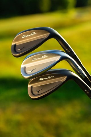Mizuno Pro T-3 Black wedge, acero