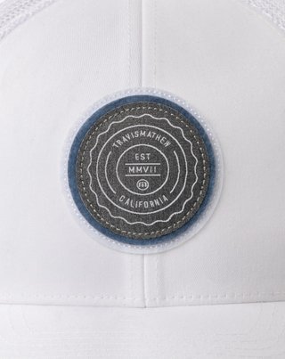 Travis Mathew The Patch gorra para hombre, blanca