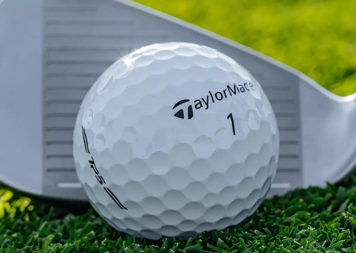 TaylorMade TP5 Stripe pelotas de golf 2026