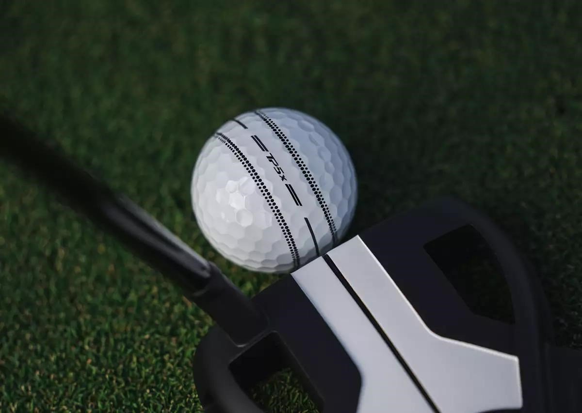 TaylorMade TP5x Stripe pelotas de golf