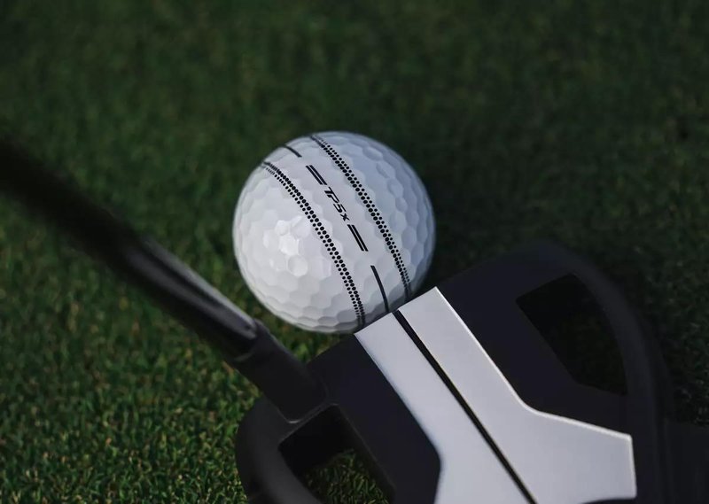 TaylorMade TP5x Stripe pelotas de golf