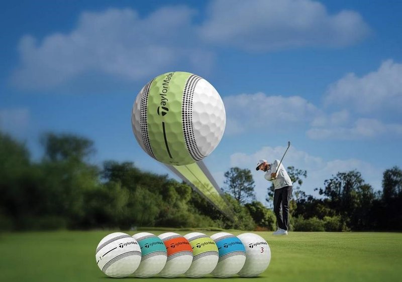 TaylorMade Tour Response Stripe pelotas de golf 2026