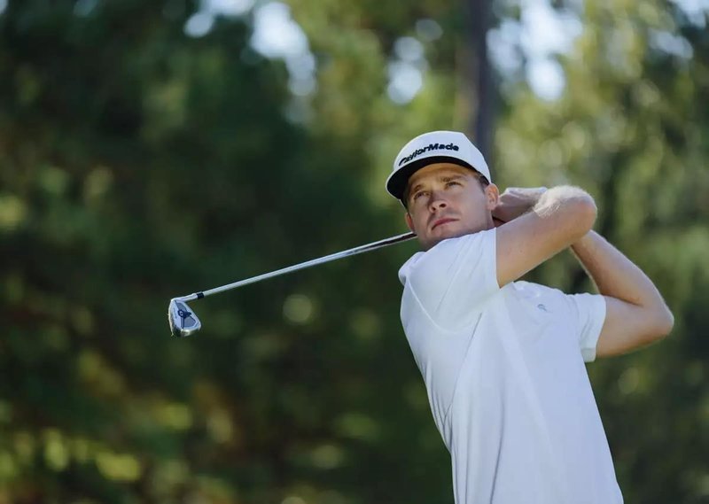 TaylorMade Qi Max hierros de hombre, acero