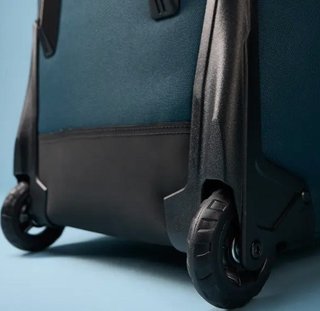 Ogio Alpha Slim bolsa de viaje, negra