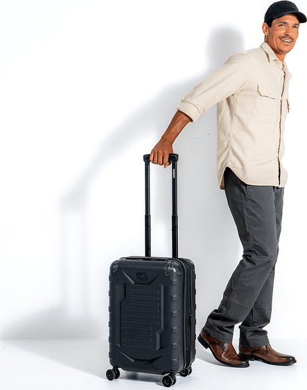 Ogio Renegade Vault Carry-On 35-40L bolsa de viaje, greenwood