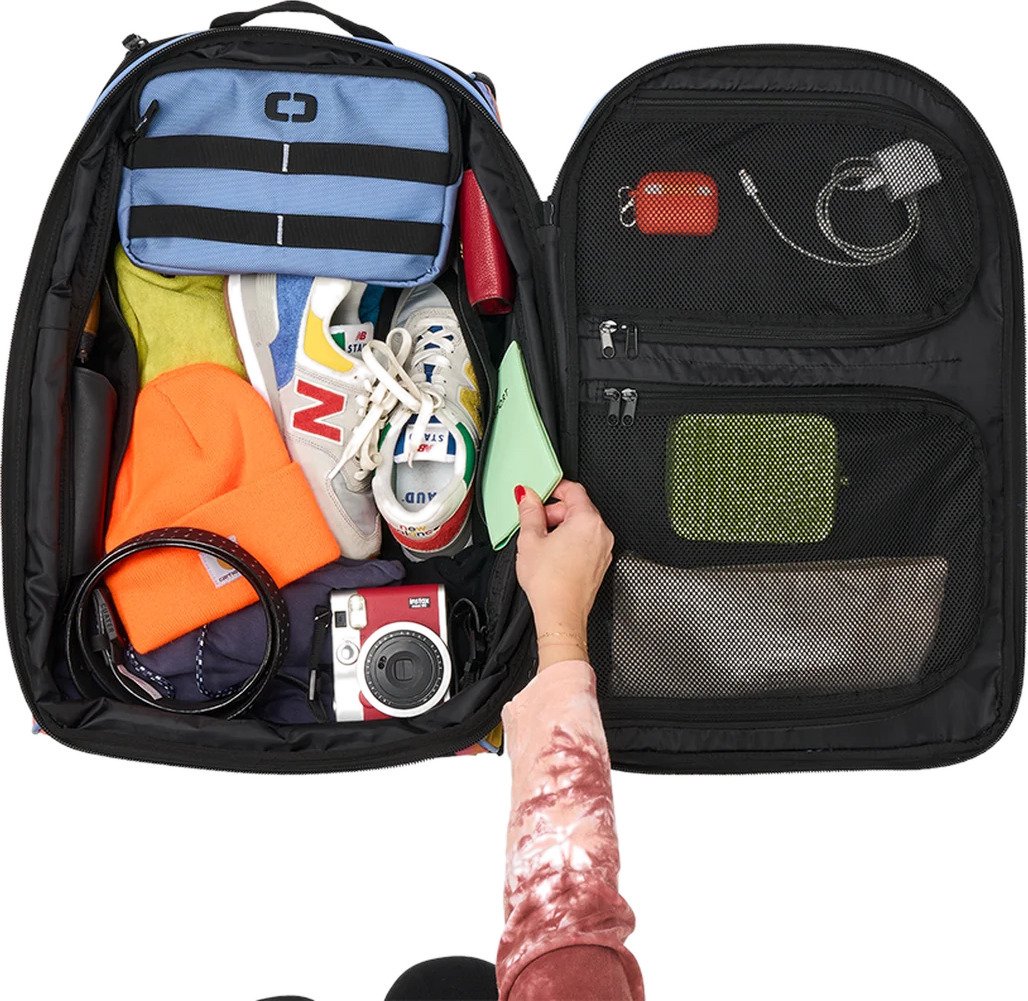 Ogio Layover travel bag, grafito