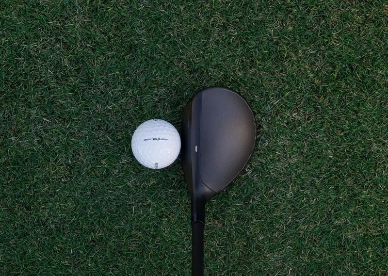 TaylorMade Qi4D Max híbrido para hombre