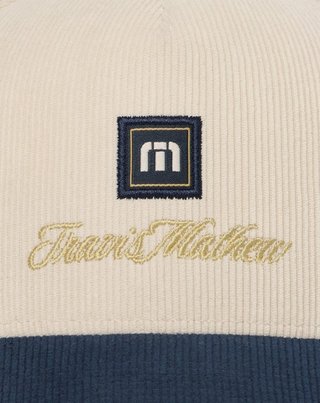 Travis Mathew Hidden Royalty gorra de hombre, italian sand