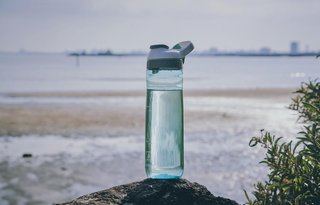 Contigo Cortland botella de agua 720 ml, jade grisáceo