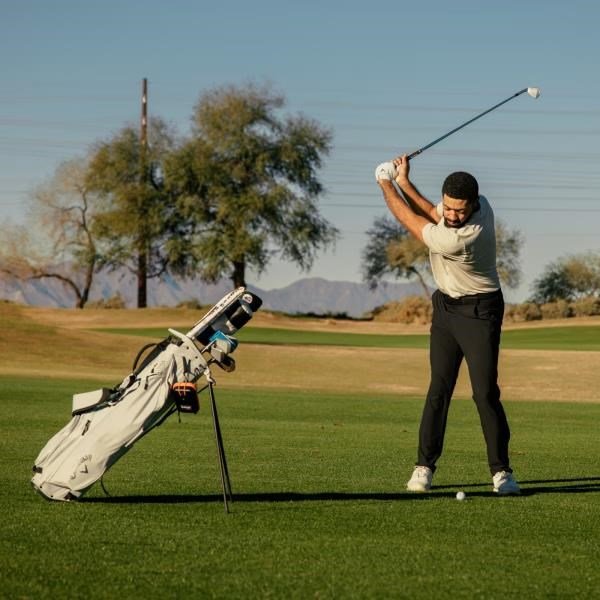 Bushnell Tour V7 Shift telémetro láser