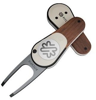 Pitchfix Woodie marcador de divots, walnut