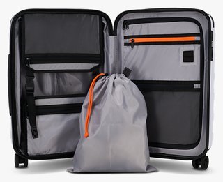 Ogio Renegade Vault carry-on bag, blanco