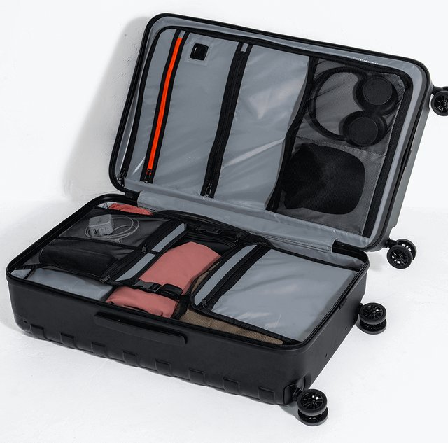 Ogio Renegade Vault Checked Luggage 95L, grafito