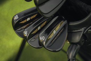 Titleist Limited Edition SM11 Black Vapor wedge de hombre