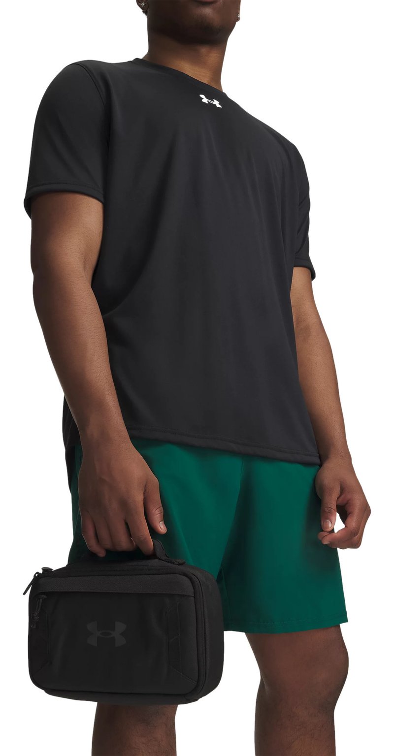 Under Armour Hustle Travel Kit, negro