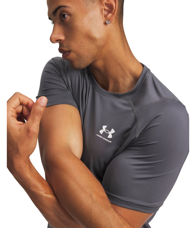 Under Armour HeatGear Fitted S camiseta de hombre, castlerock/blanco