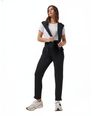 Travis Mathew Skyloft Soft Ankle pantalones de mujer, negro