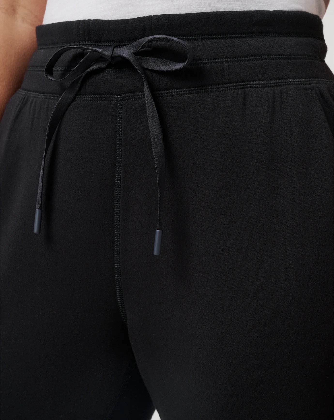 Travis Mathew Skyloft Soft Ankle pantalones de mujer, negro