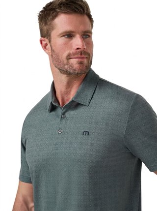 Travis Mathew Featherweight Trophy Ready polo de hombre, balsam green