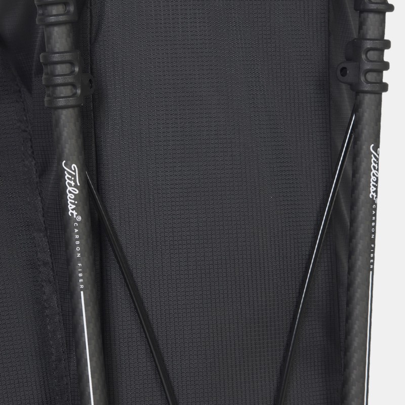 Patas de fibra de carbono duraderas en la bolsa de trípode Titleist Players 4 Carbon