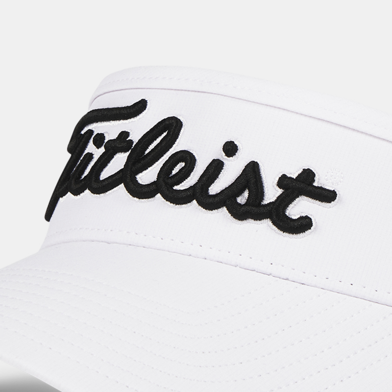 Letras con guion sombreado en la visera Titleist Tour Performance