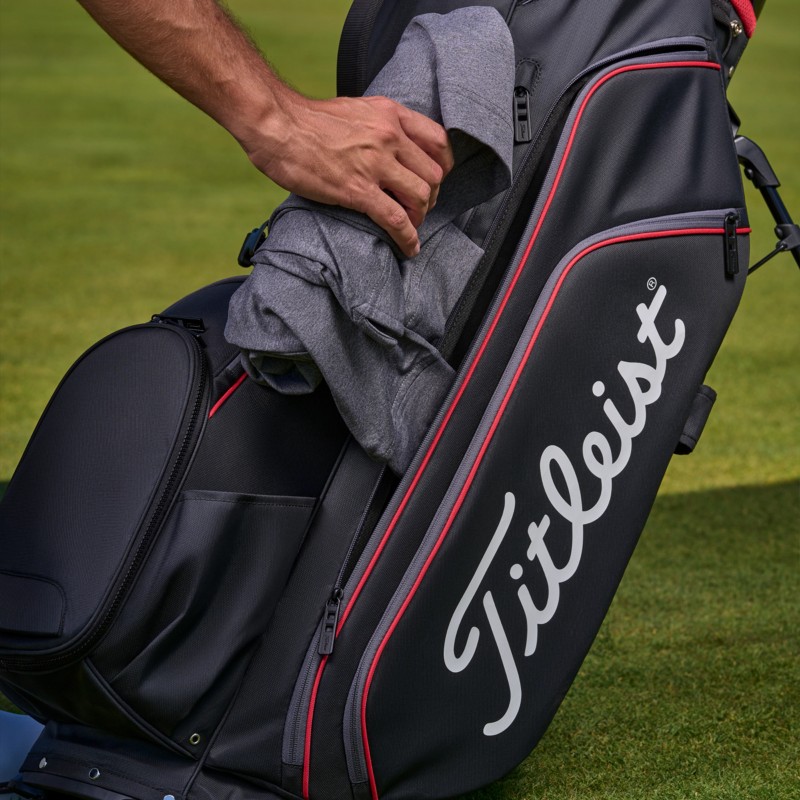Almacenamiento mejorado y accesibilidad a los bolsillos de la bolsa Titleist Hybrid 14 StaDry