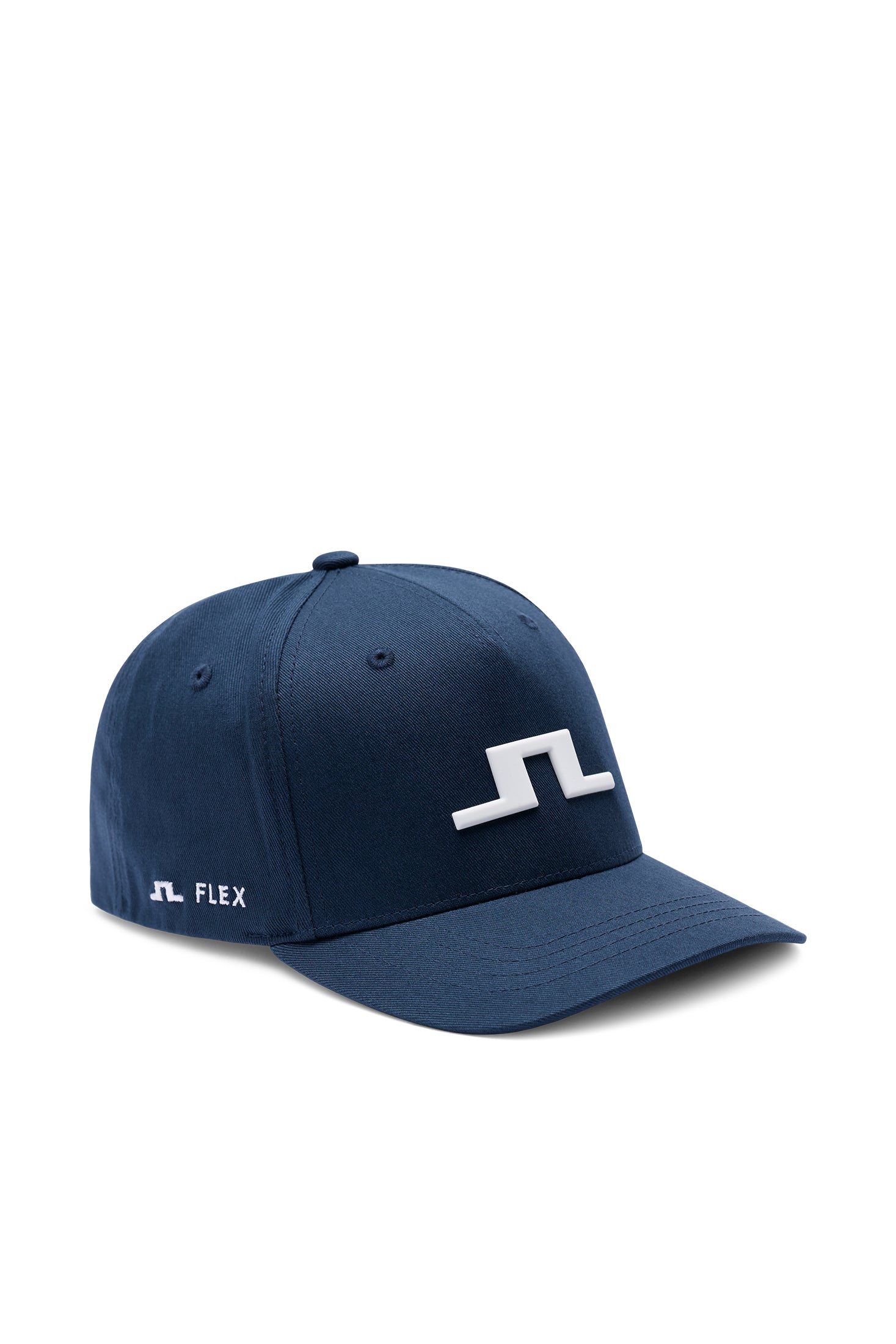 Gorra J.Lindeberg Heath JL Navy – detalle frontal del logotipo Bridge en 3D bordado