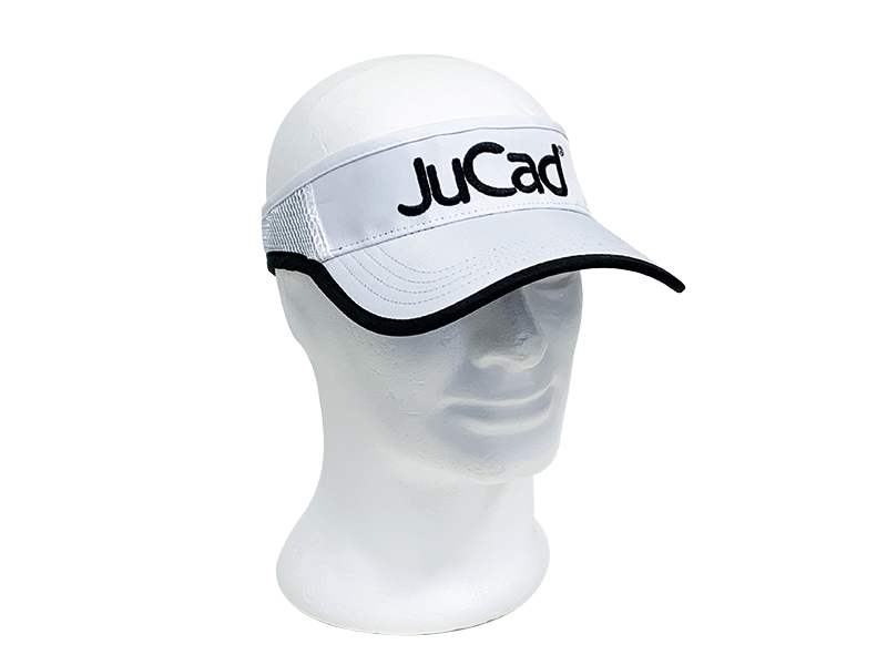 Visera JuCad blanca puesta en la cabeza, vista frontal
