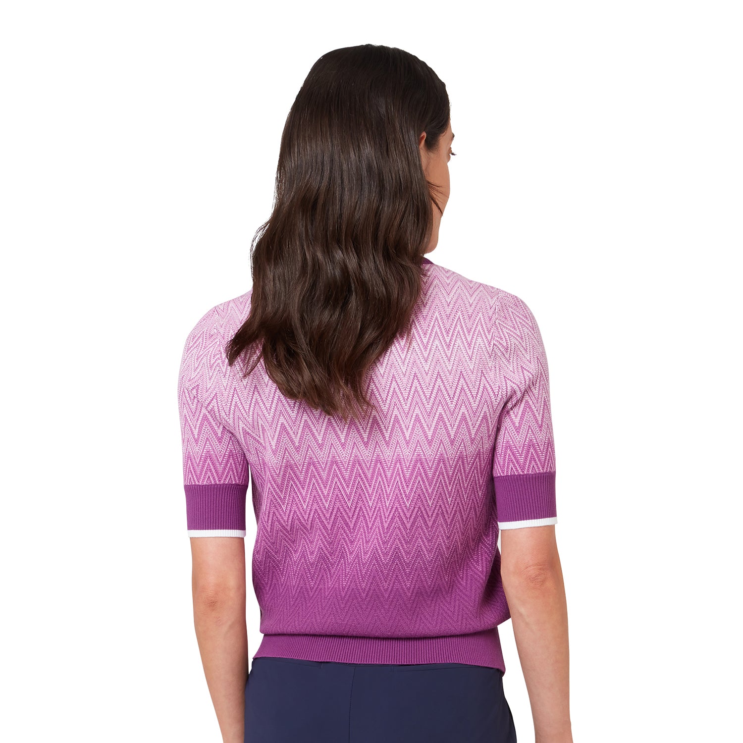 Polo de punto degradado Callaway para mujer – detalle del cuello acanalado y la tapeta de botones